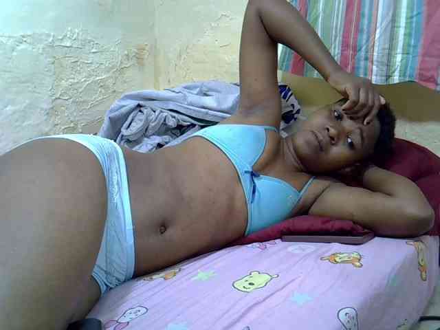 Sweetlily1 webcam