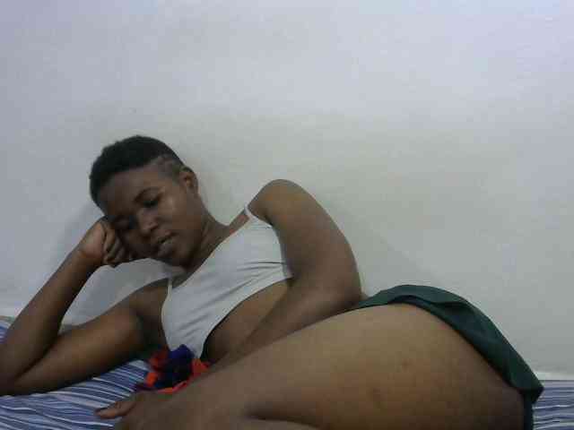Sweetlily1 webcam