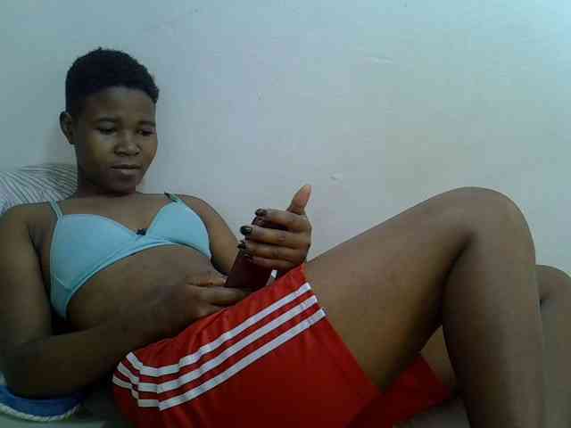 Sweetlily1 webcam