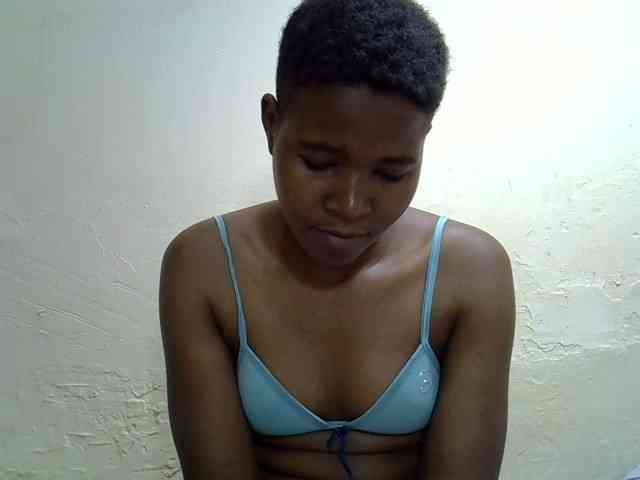 Sweetlily1 webcam