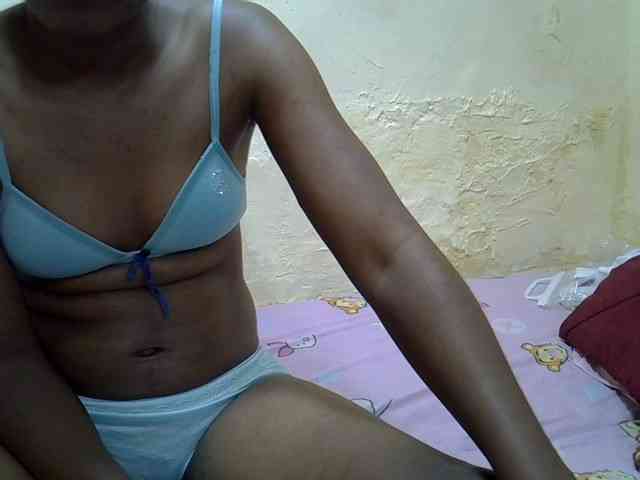 Sweetlily1 webcam