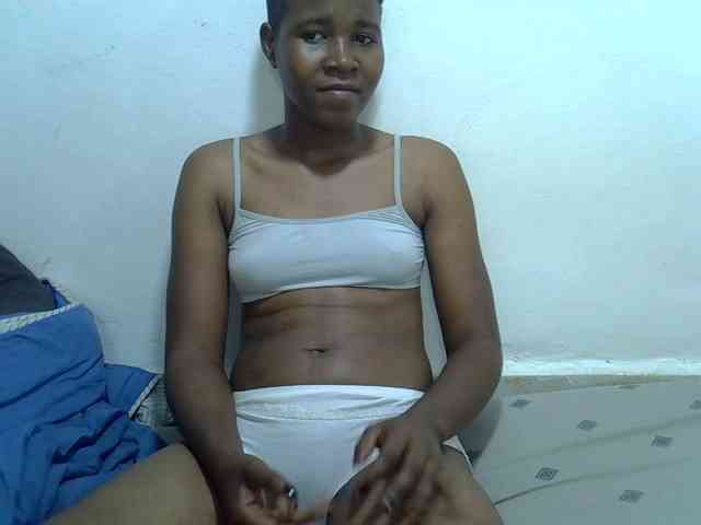 Sweetlily1 webcam