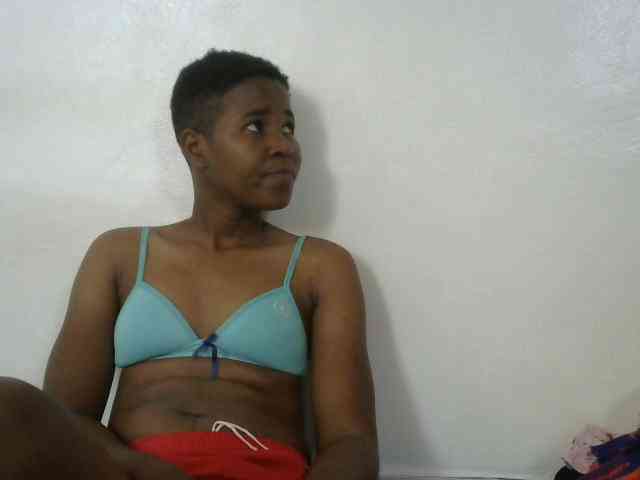 Sweetlily1 webcam