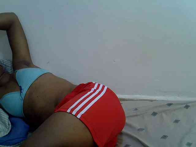 Sweetlily1 webcam