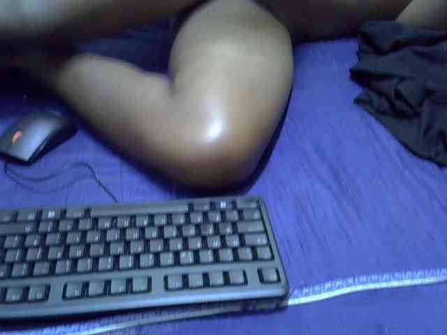 Sweetlily1 webcam