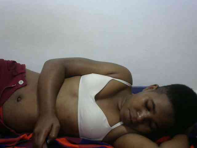 Sweetlily1 webcam
