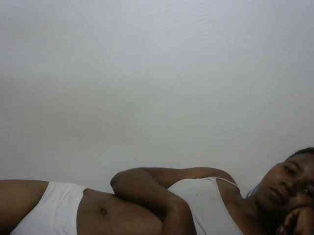 Sweetlily1 webcam