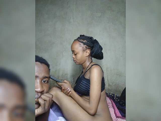  Dakbright chat room