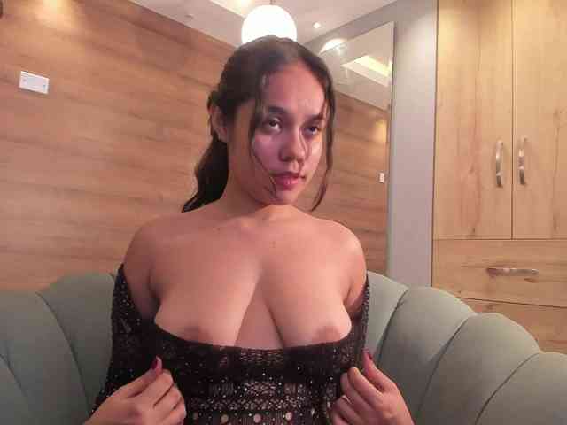 Kinkydahia webcam
