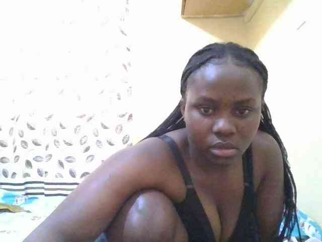hotsarah2004 webcam