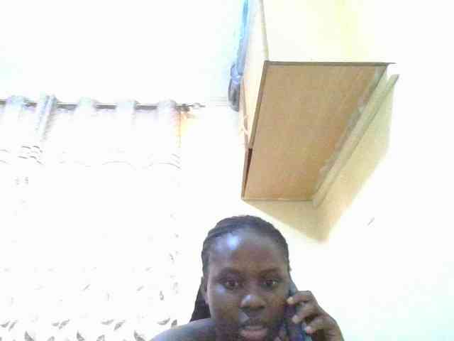hotsarah2004 webcam