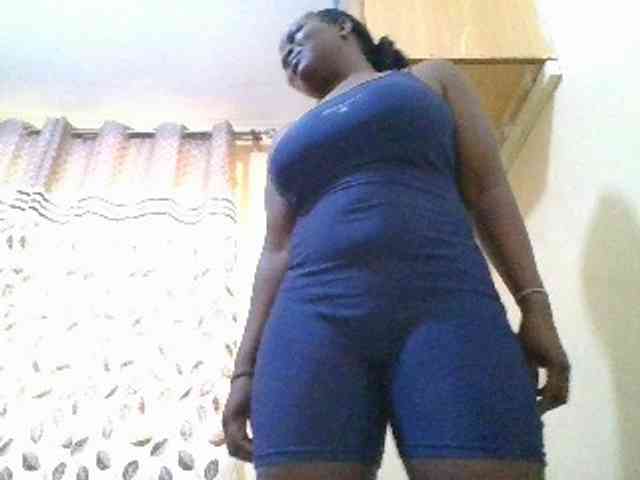 hotsarah2004 webcam