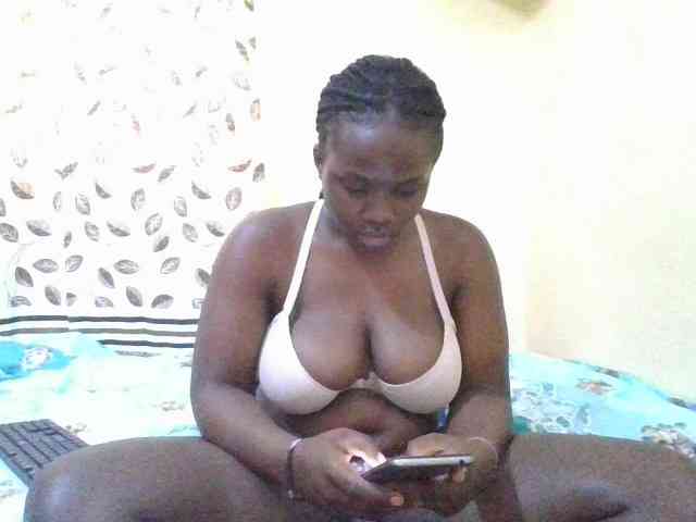 hotsarah2004 webcam