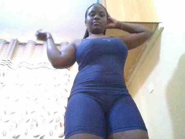 hotsarah2004 webcam