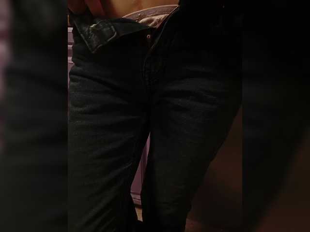 Yna-and-Yn's BongaCams show and profile