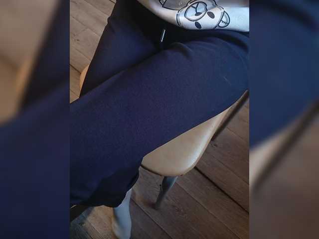 Yna-and-Yn's BongaCams show and profile