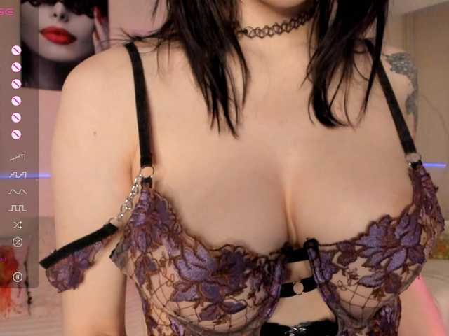 mazzagirl's BongaCams show and profile