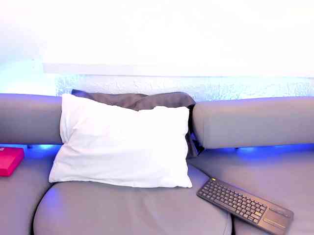 Scarlett-Bj Scarlett-Bj