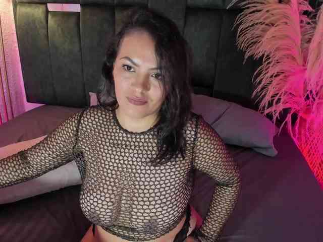 Scarlett-Bj webcam