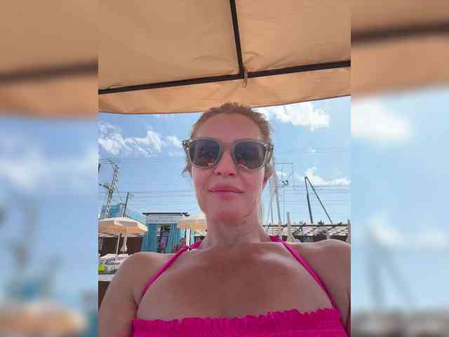 ValeryaGold webcam