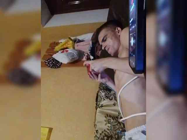 AndR971