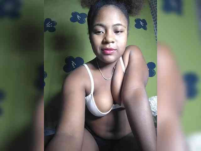 Mathildahh webcam