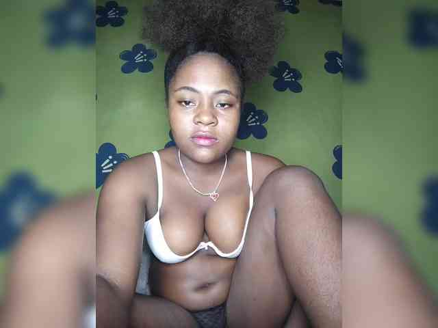 Mathildahh webcam