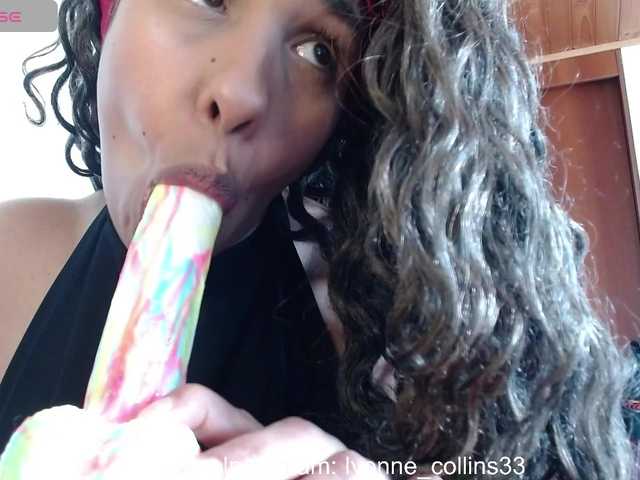 Ivonne-collins33's BongaCams show and profile