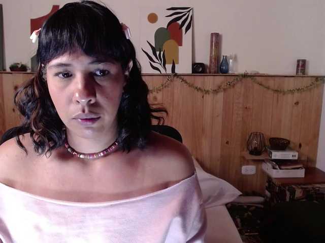 Ivonne-collins33's BongaCams show and profile