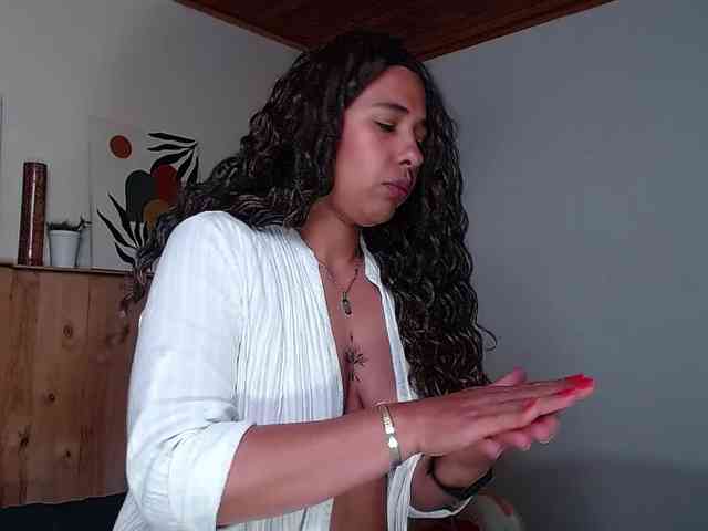 Ivonne-collins33