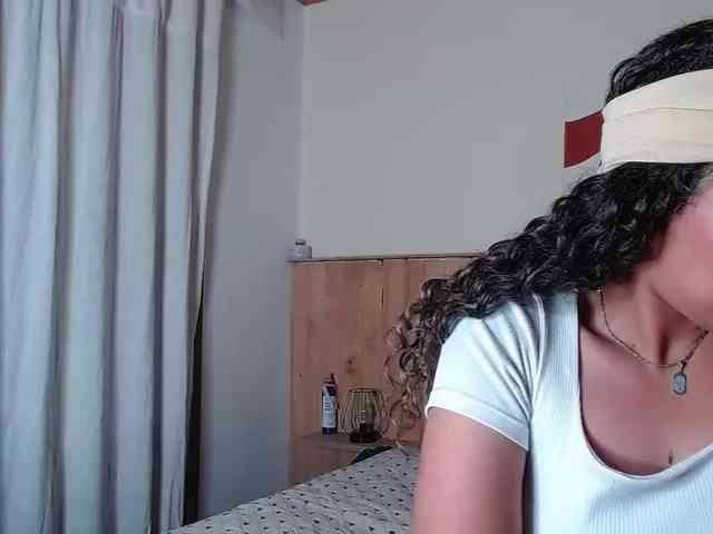 Ivonne-collins33 webcam