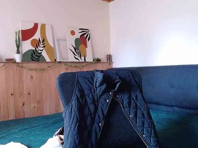 Ivonne-collins33 webcam