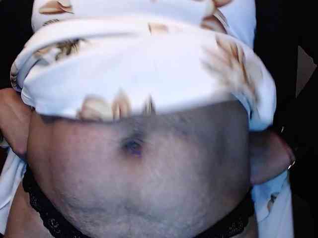 Ivonne-collins33 webcam