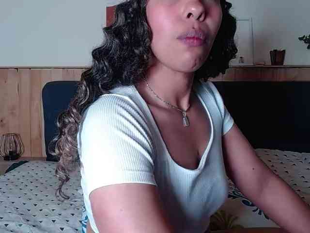 webcam striptease Ivonne-collins33