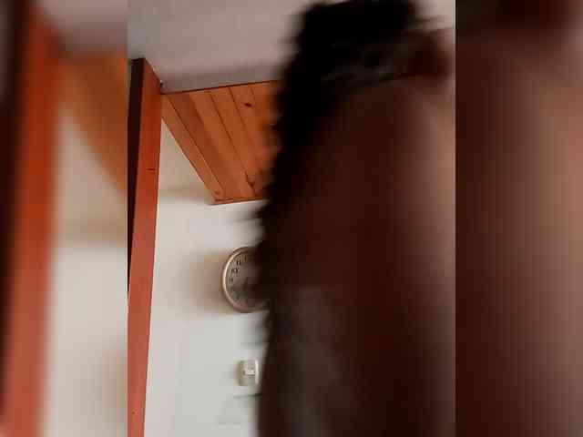 Ivonne-collins33 webcam