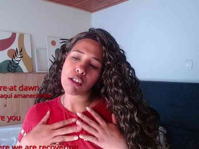 Ivonne-collins33 webcam