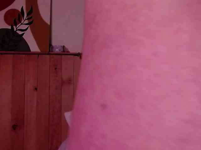 Ivonne-collins33 webcam