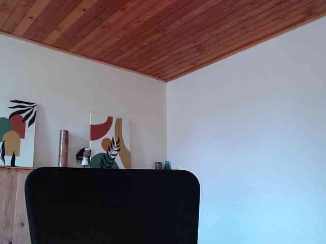 Ivonne-collins33 webcam