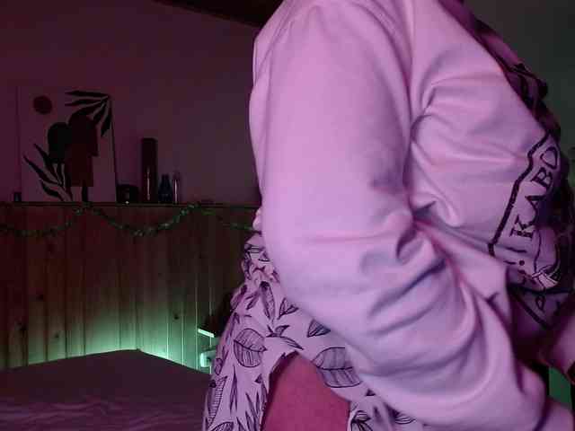 Ivonne-collins33 webcam