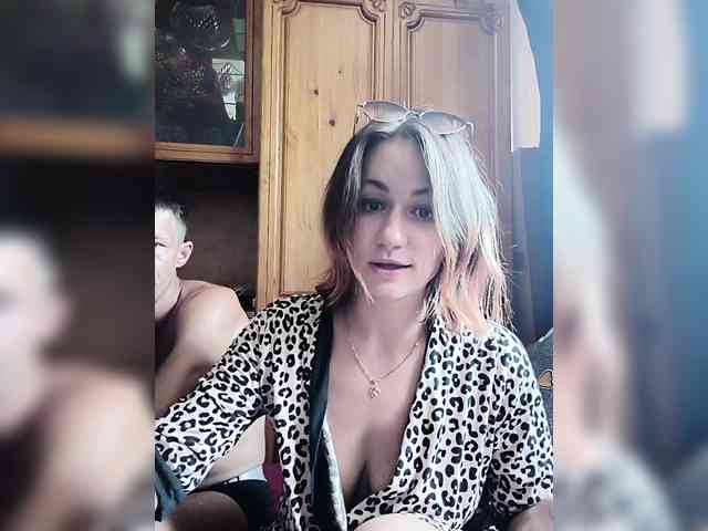 lovesexmeow webcam