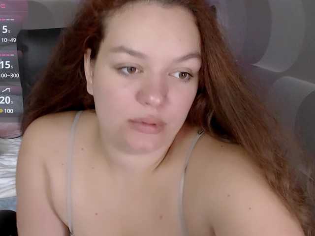  Mia-Vise chat room