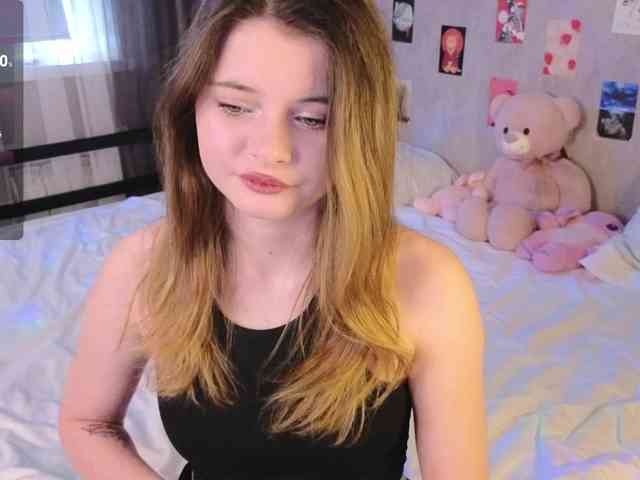 LianaSilver webcam