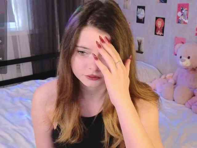 LianaSilver webcam