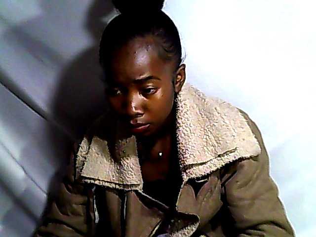  Antonia-2 chat room