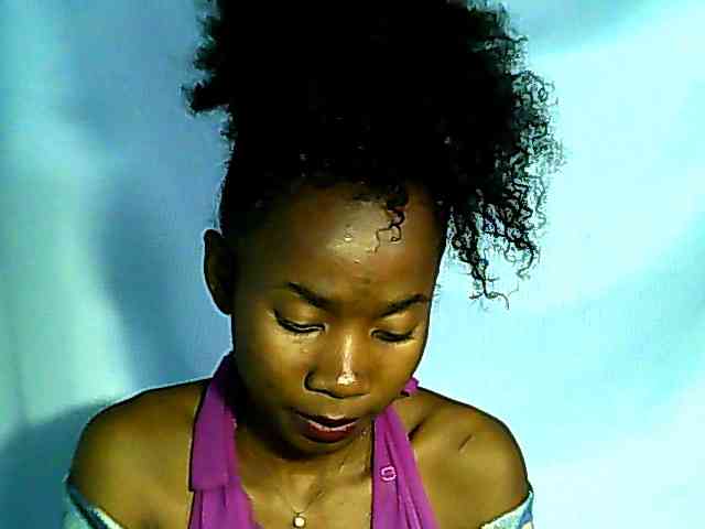 Antonia-2 webcam