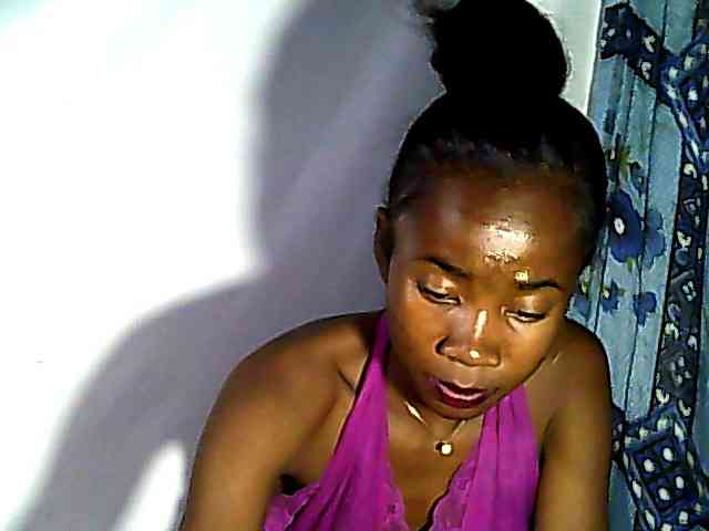 Antonia-2 webcam