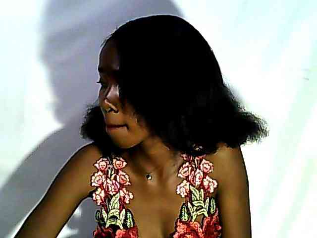 Antonia-2 webcam
