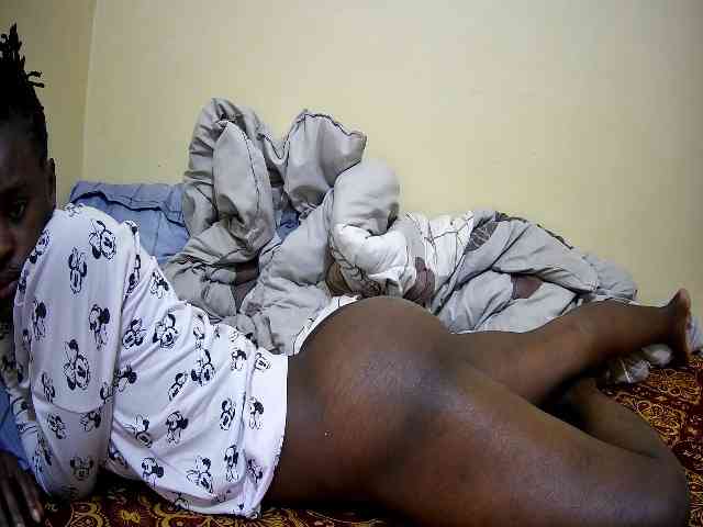 Pretty-lita webcam