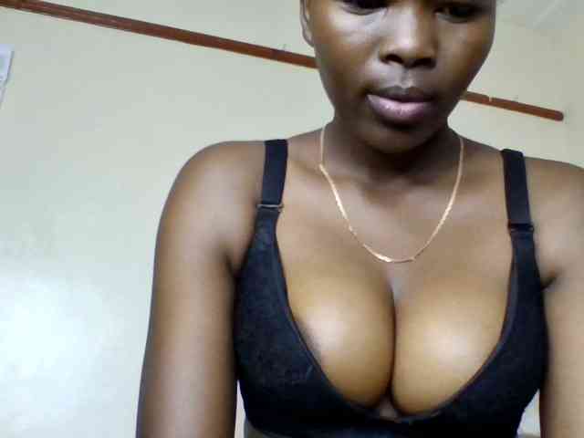 staria-luxe webcam