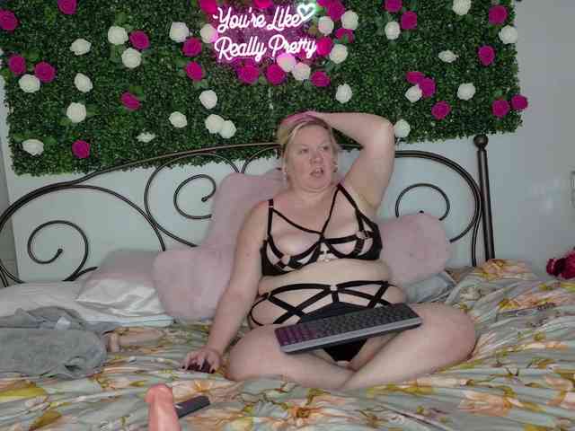 Siennaluxx webcam